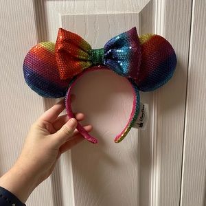 Disney park rainbow Minnie ears